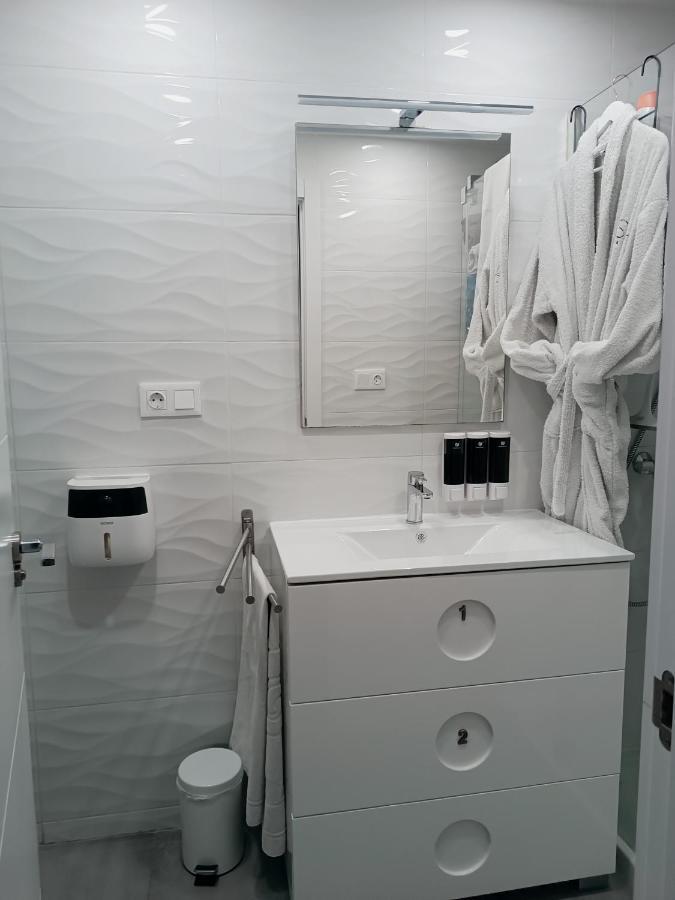 Habitaciones2 Renfe Alicante Oda fotoğraf